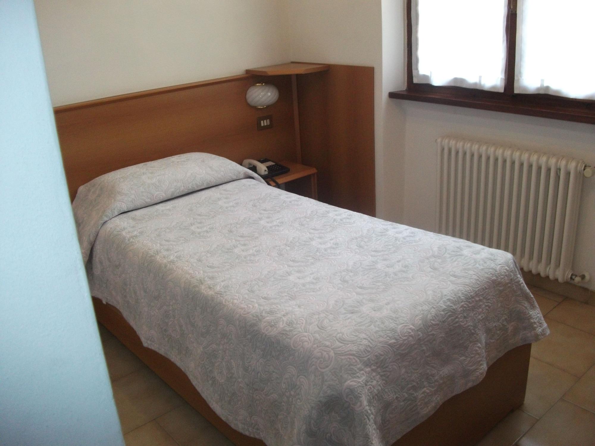 Hotel Breglia Lake Como Екстер'єр фото