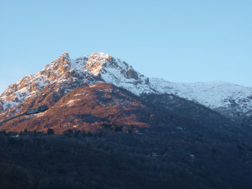 Hotel Breglia Lake Como Екстер'єр фото