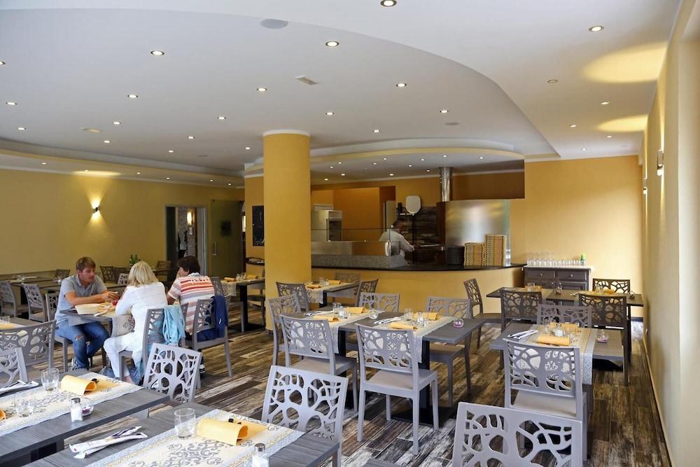 Hotel Breglia Lake Como Екстер'єр фото